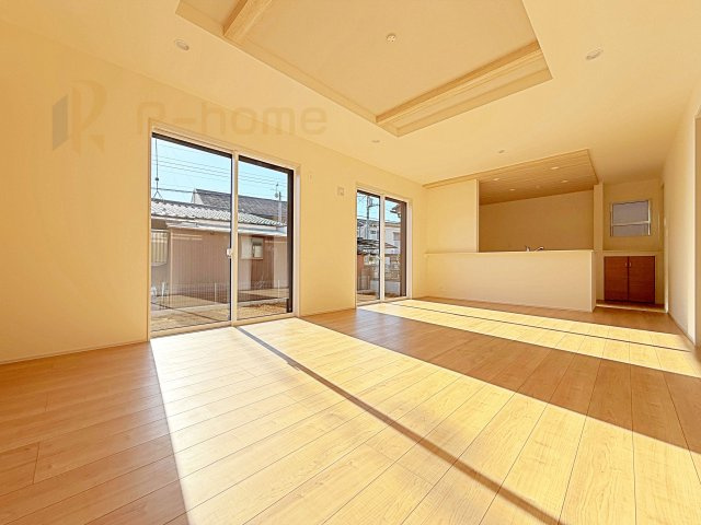 水戸市堀町3期　新築戸建て　1号棟の外観|ご予約を頂ければ、『平日』はもちろん『早朝』や『夜間』もご見学可能です♪お気軽にお申し付けください♪