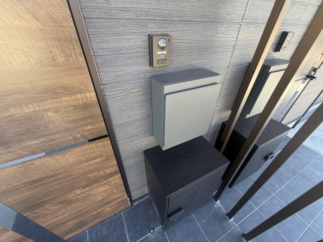 YAMABUKIのエントランス|建物の内部です