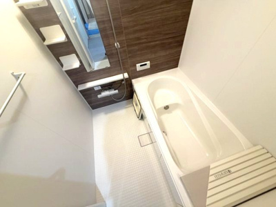 【浴室】 | YAMABUKI | 落ち着いた空間のお風呂です