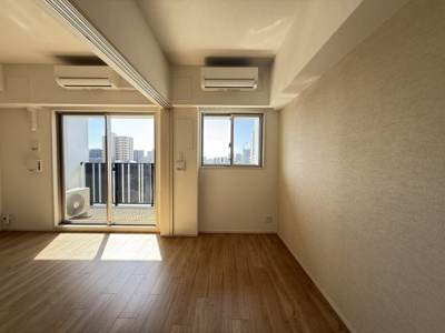 【洋室】 | スプランディッド城東関目