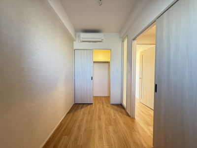 【洋室】 | スプランディッド城東関目