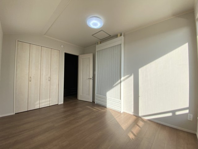 【洋室】 | 南風原町津嘉山Ⅱ（全2棟）ラストA号棟 | A号棟　洋室6帖＋CL付き♪