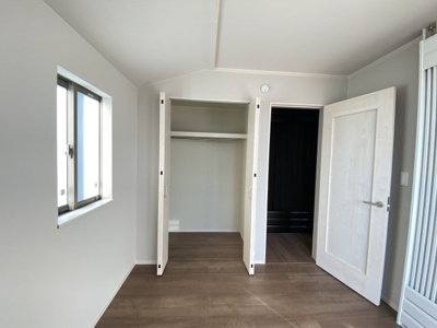 【収納】 | 南風原町津嘉山Ⅱ（全2棟）ラストA号棟 | A号棟　洋室6帖＋CL付き♪