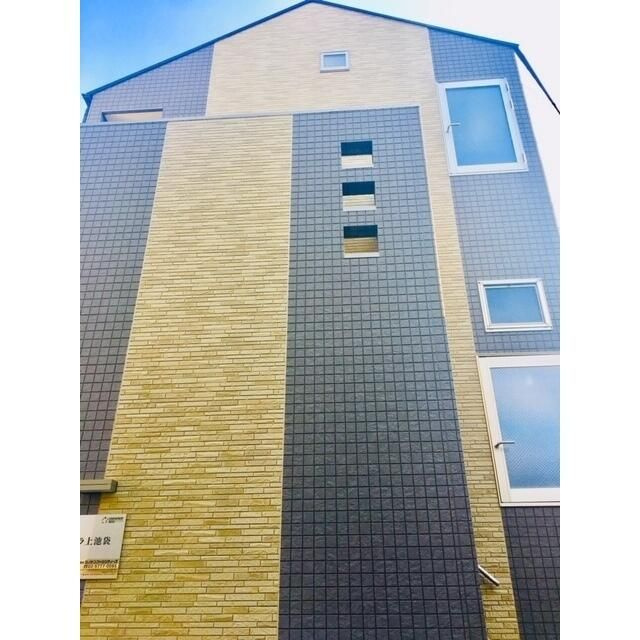 セラ上池袋の外観