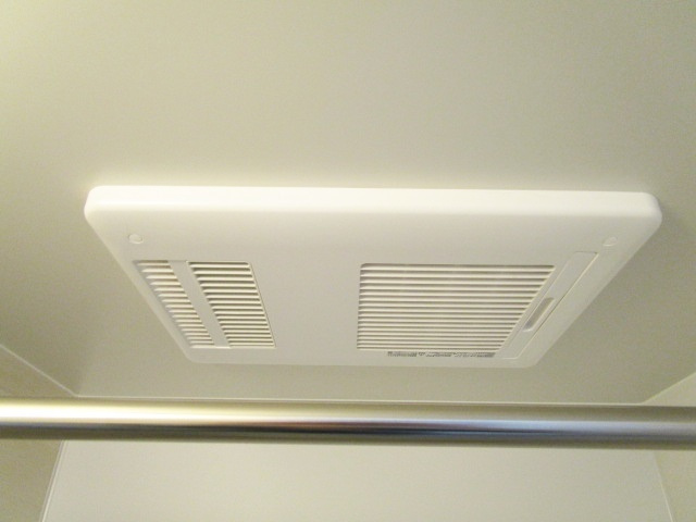 Ｇｒｏｔｔａ　ｂｌu　Ｋｏｍａｇｏｍｅの設備|浴室乾燥機完備。