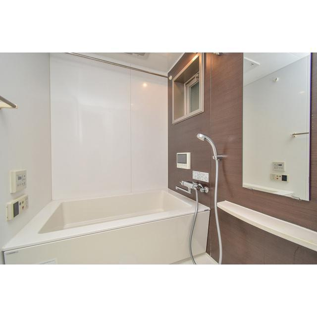 アーデン京町堀イーストの浴室