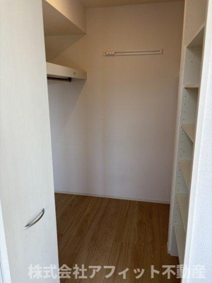 【その他】 | サンモール東川口 A棟 | ウォークインクローゼット