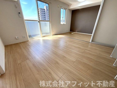 【居間・リビング】 | サンモール東川口 A棟 | LDK11.2帖