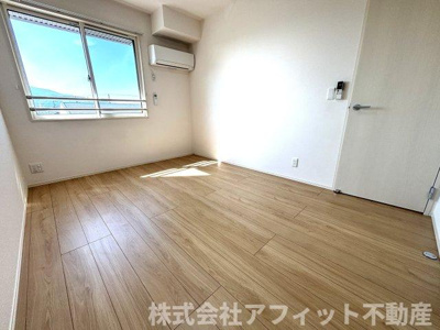 【寝室】 | サンモール東川口 A棟 | 洋室6帖