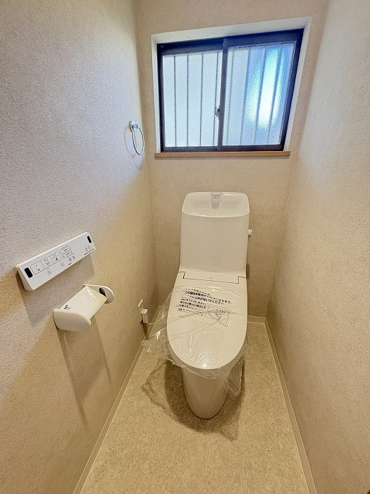 神戸市垂水区朝谷町戸建のトイレ