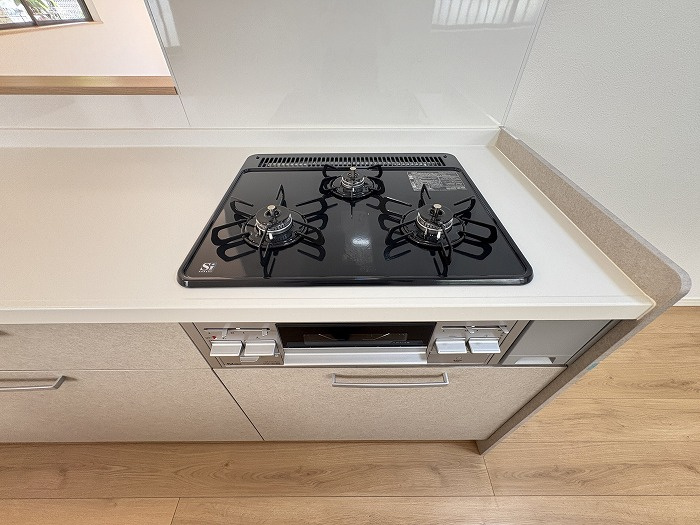 神戸市垂水区朝谷町戸建のキッチン