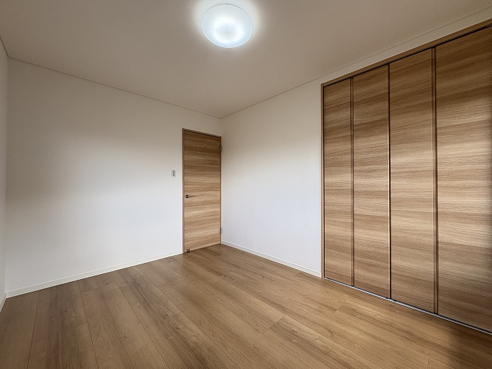 神戸市垂水区朝谷町戸建の洋室