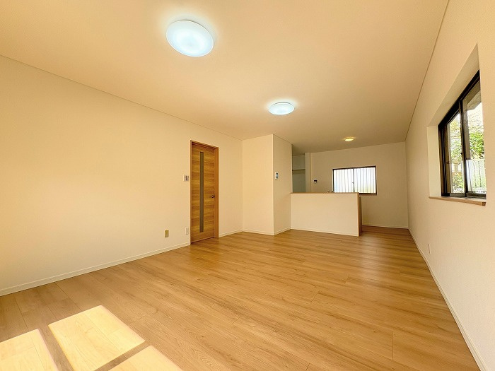 神戸市垂水区朝谷町戸建の居間・リビング