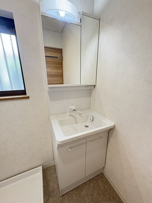 神戸市垂水区朝谷町戸建の独立洗面台