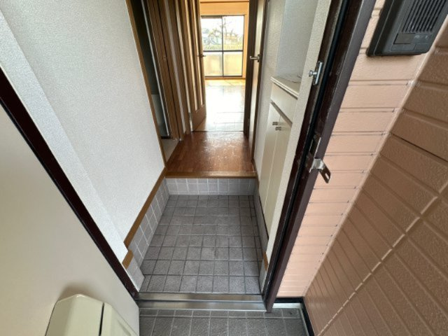 リバーサイドヴィレッジの玄関