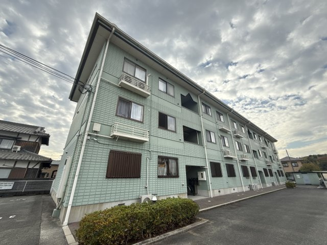 シャルマンドエル