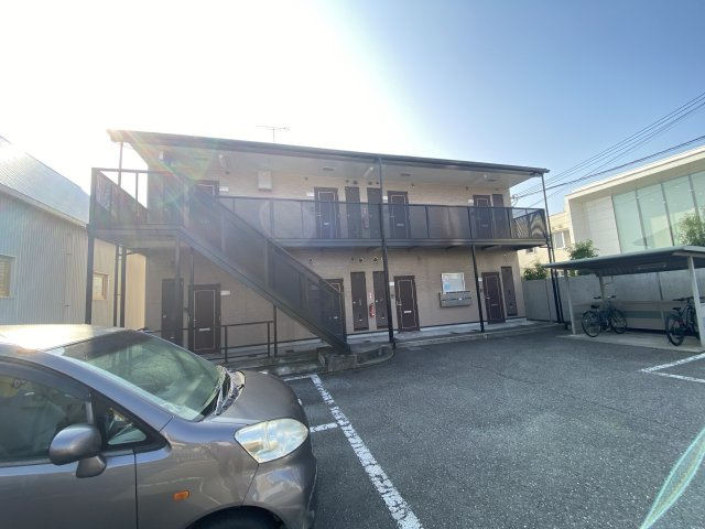 プレッソ新在家の外観