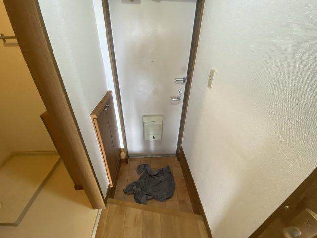 プレッソ新在家の玄関