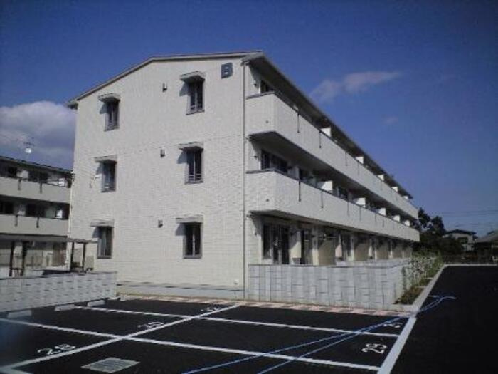 リビングダウン稲毛の社B