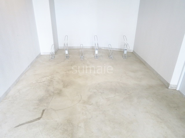 グロウワード東京Ｎｏｒｔｈアリビエのその他共用部分|屋根付き駐輪場スペースです☆