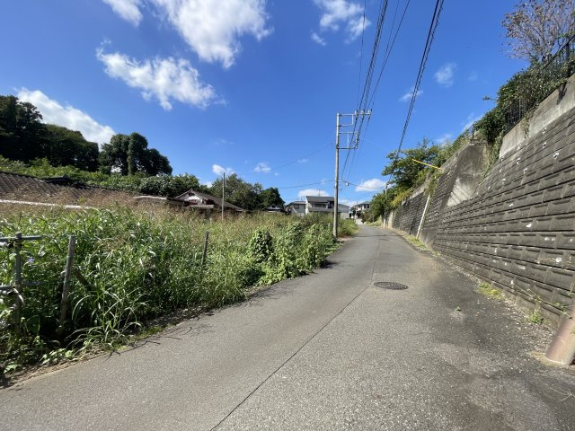 土浦市桜ヶ丘町　①号地の前面道路含む現地写真