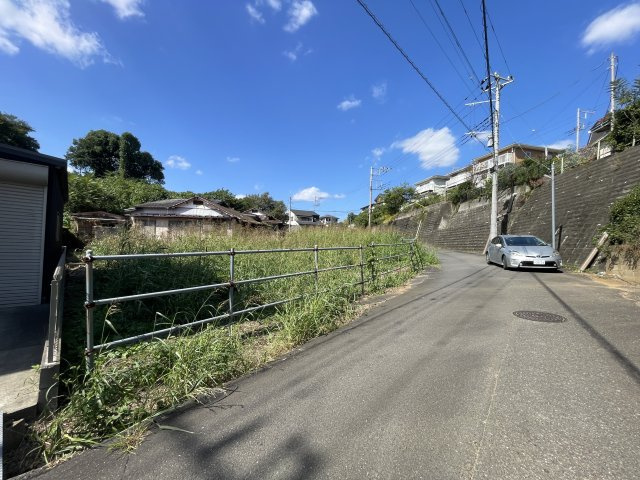 土浦市桜ヶ丘町　①号地の前面道路含む現地写真