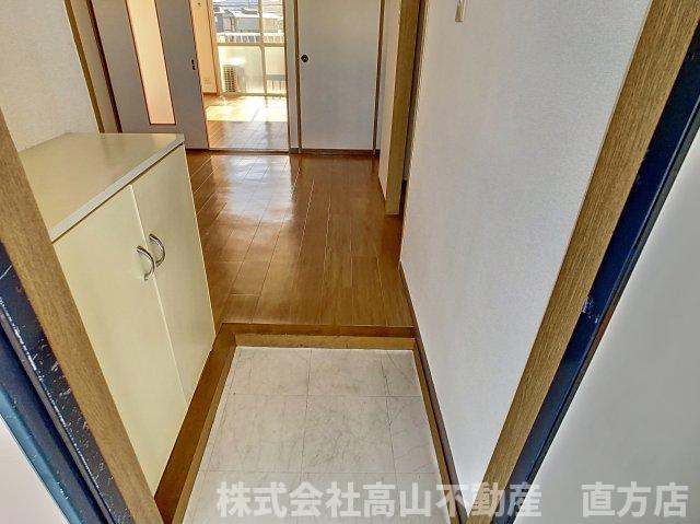 スカイハイツ木屋瀬の玄関