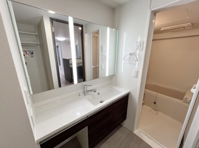 【洗面所】 | D-Sereno東田町Ⅱ | 使いやすい洗面所です