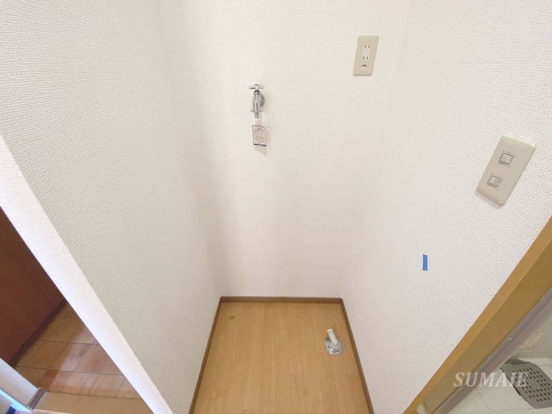 プレミール上木崎　Bの洗面所|洗濯機置き場☆