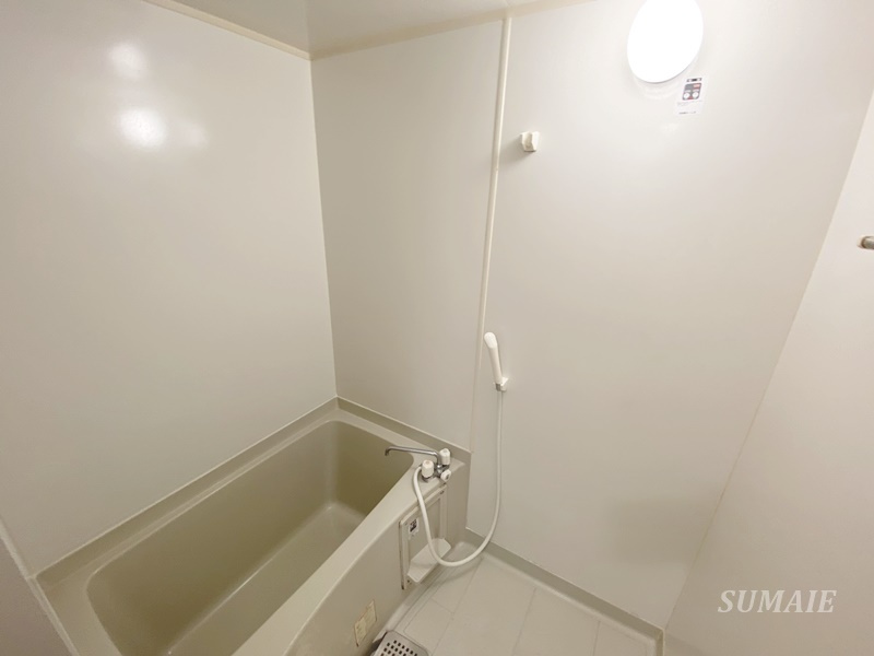 プレミール上木崎　Bの浴室|バスルームです☆