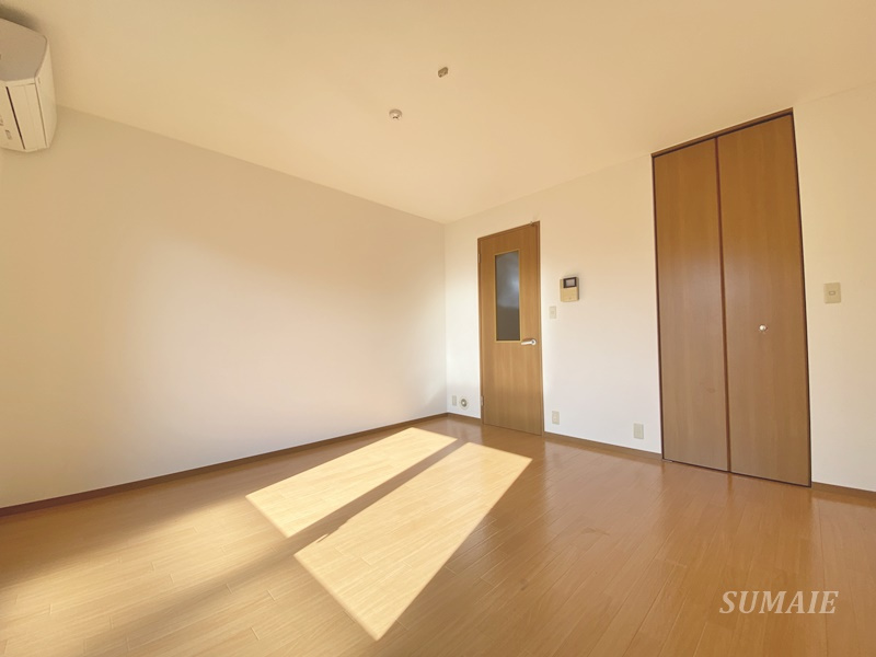 プレミール上木崎　Bの居間・リビング|リビング☆