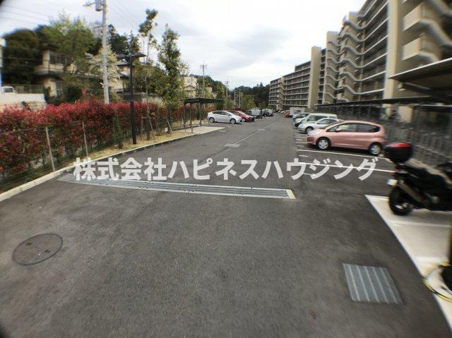 クレストフォルム柏サウスウイングの駐車場|空き要確認