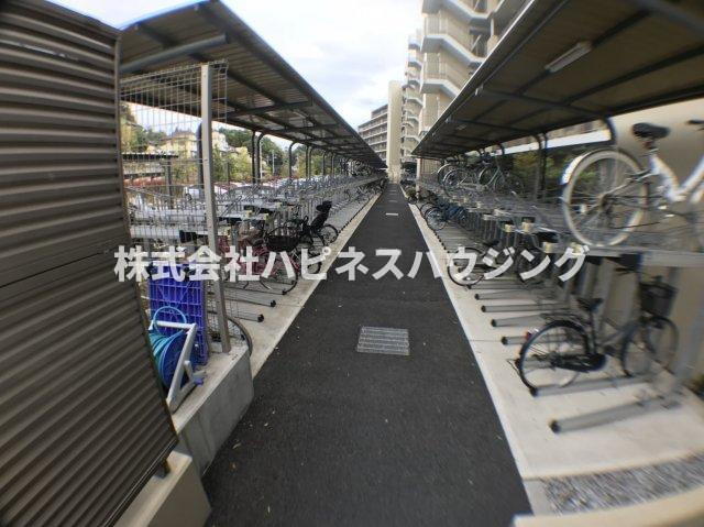 クレストフォルム柏サウスウイングのその他共用部分|駐輪場あり