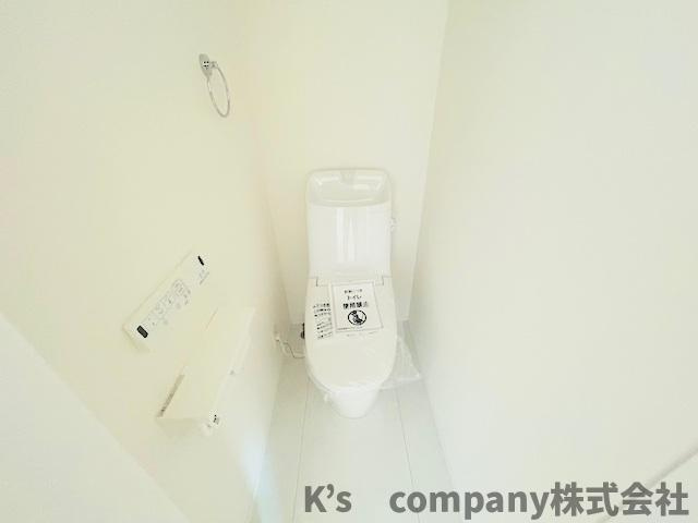 ◎藤沢市鵠沼海岸3丁目　新築戸建のトイレ|清潔感のあるトイレ◇