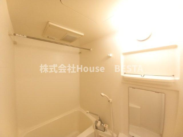 エスライズ新神戸の浴室