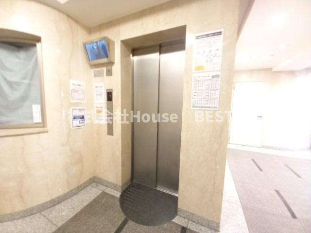 エスライズ新神戸のロビー