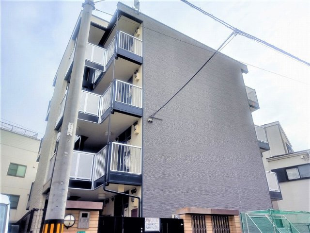 レオパレスプレステージ三津屋Ⅱの外観|外はこのようになっています