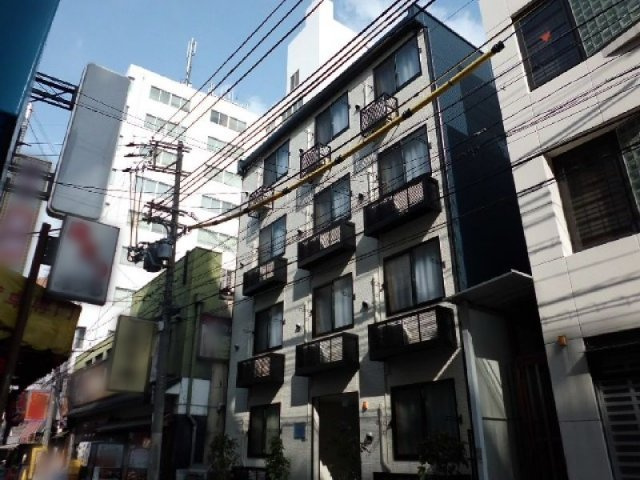 レオパレスサンフラワーの外観|おしゃれな外観です