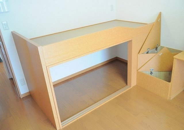 レオパレスベルローズのその他|１Ｆフローリング