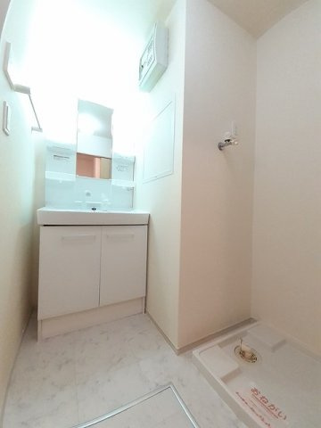 フレンテの洗面所|脱衣スペースもあります