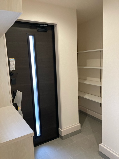 鹿沼市千渡　新築戸建8-1の玄関