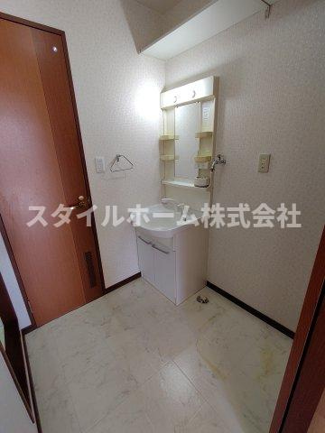 パリシーBの独立洗面台