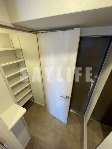 スプランディッド城東関目の玄関