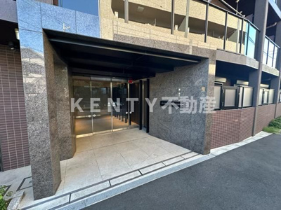 【エントランス】 | ブライズ大森東SEI | 落ち着いたエントランスです