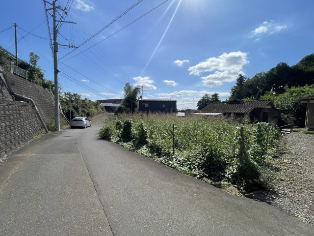 土浦市桜ヶ丘町　②号地の前面道路含む現地写真