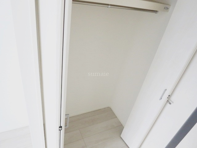 メイクスデザイン東十条の収納|リビングに付いてる収納スペースです！