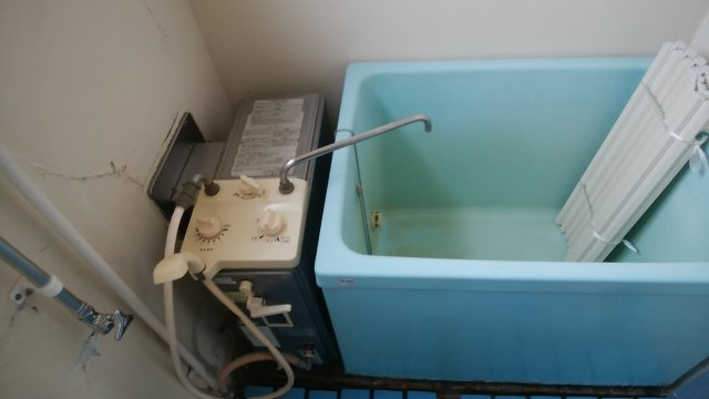 若草401マンションの浴室
