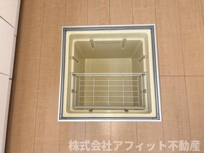 【その他】 | セジュール上野浦 Ⅳ | 床下収納