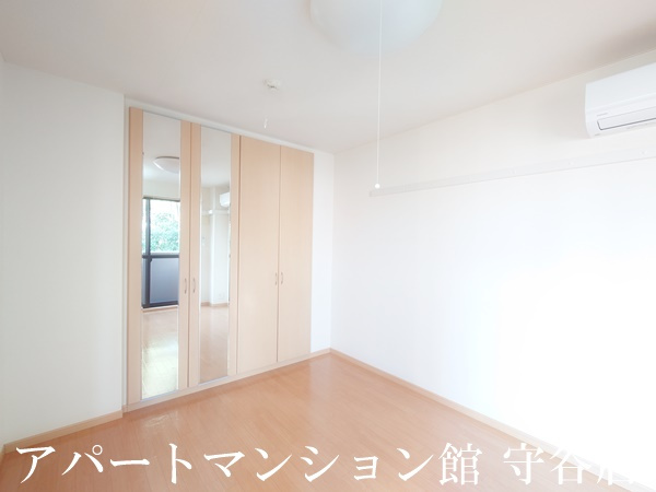 アルファビレッジ豊岡の寝室
