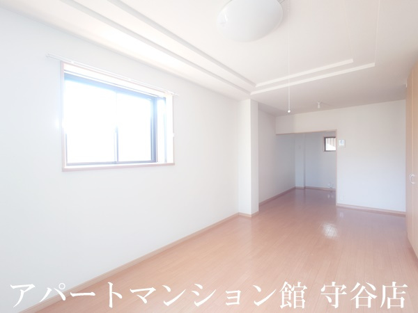 アルファビレッジ豊岡の居間・リビング